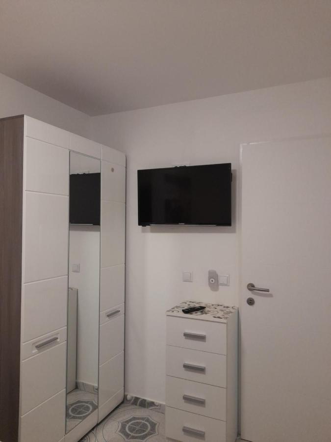 Apartments Donella Ουμάγκ Εξωτερικό φωτογραφία